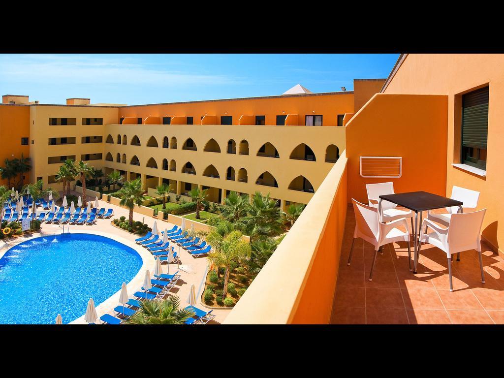Apartamentos Playamarina Исла-Канела Экстерьер фото